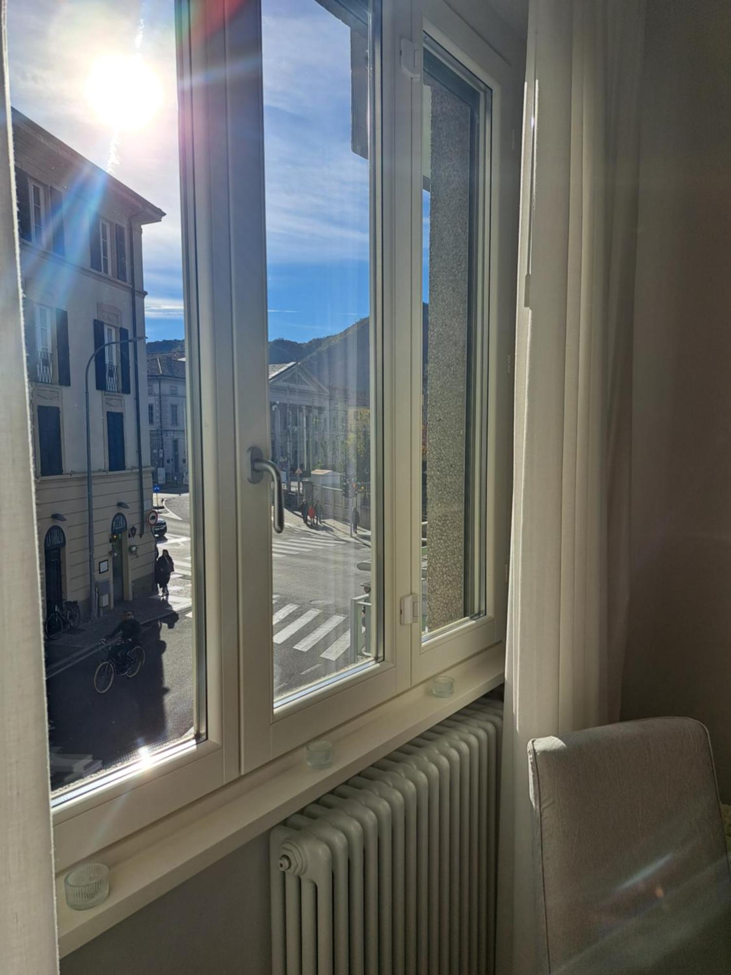 The Window On The Theatre And The Cathedral - Luxury Apartment Como Dış mekan fotoğraf